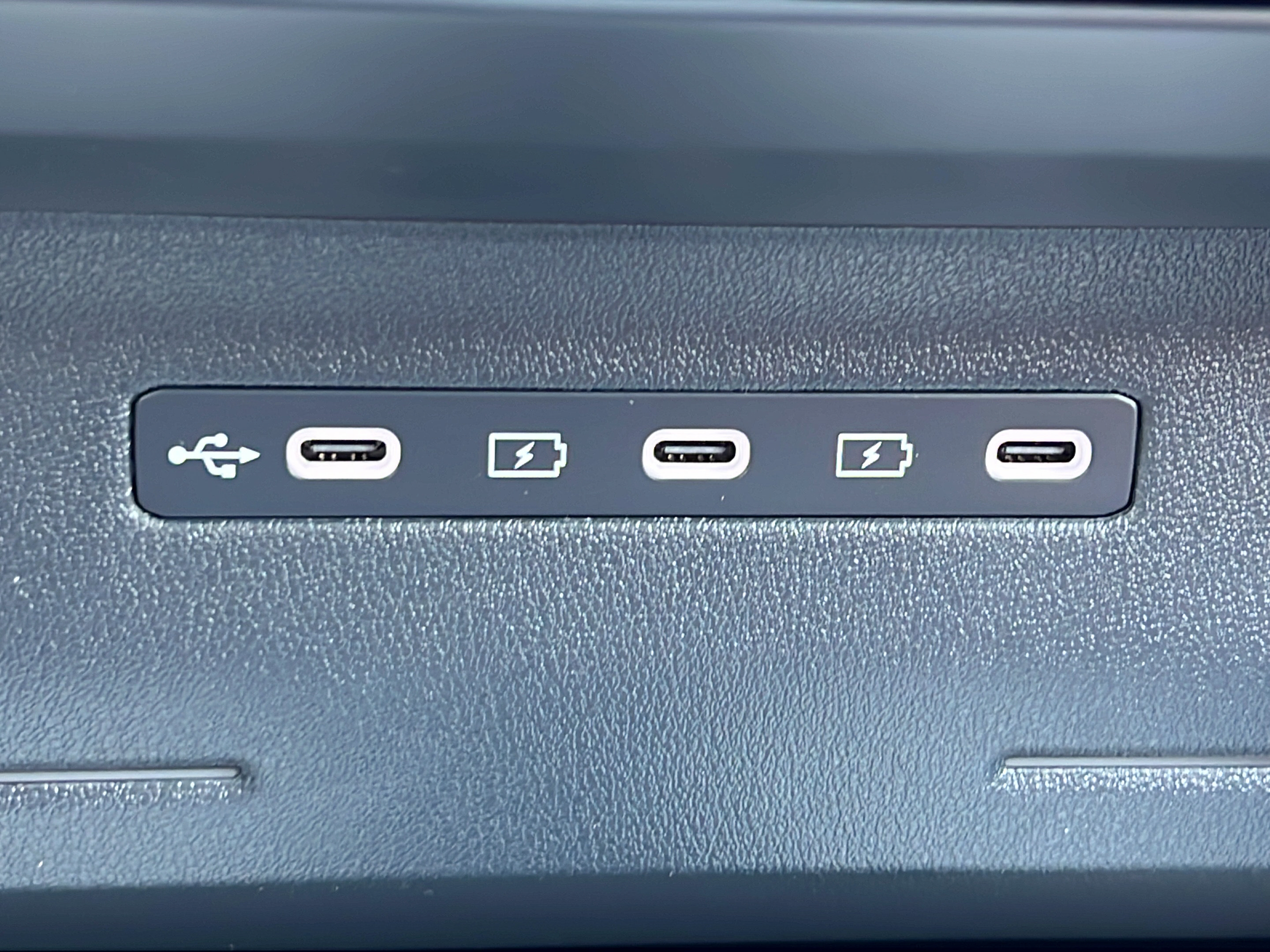 New 2027 Kia Telluride SX w/ Towing Package FWD image 18