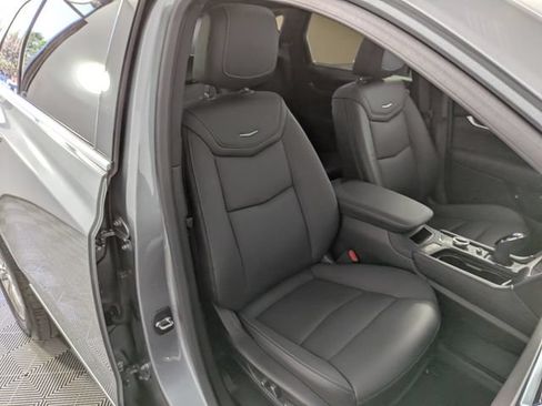 Certified 2023 Cadillac XT5 Premium Luxury w/ LPO, Floor Liner Package AWD/4WD image 31