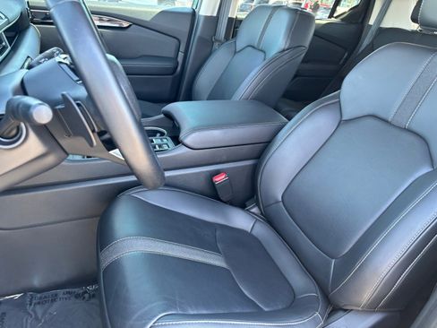 Used 2023 Honda Pilot Touring image 23