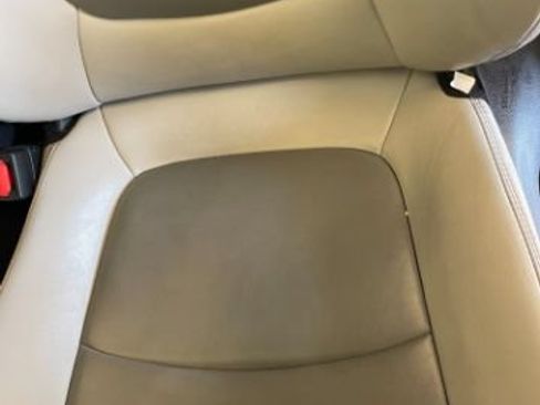 Used 2022 Toyota RAV4 XLE Premium FWD image 11