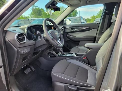 New 2026 Chevrolet TrailBlazer LT w/ LT Cold Weather Package AWD/4WD image 10