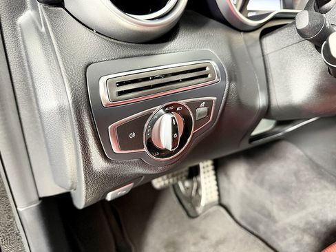 Used 2015 Mercedes-Benz C 400 4MATIC image 29
