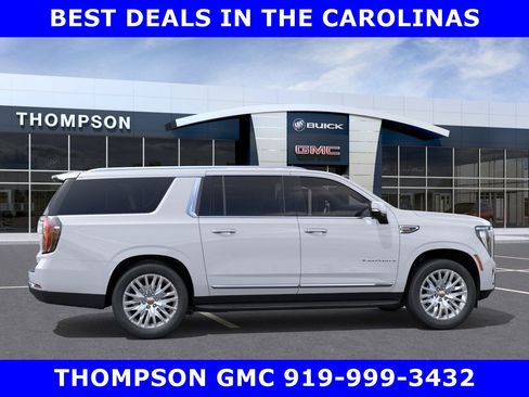 New 2026 GMC Yukon XL Elevation image 8