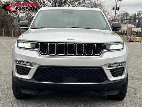Used 2022 Jeep Grand Cherokee Limited 4xe image 42