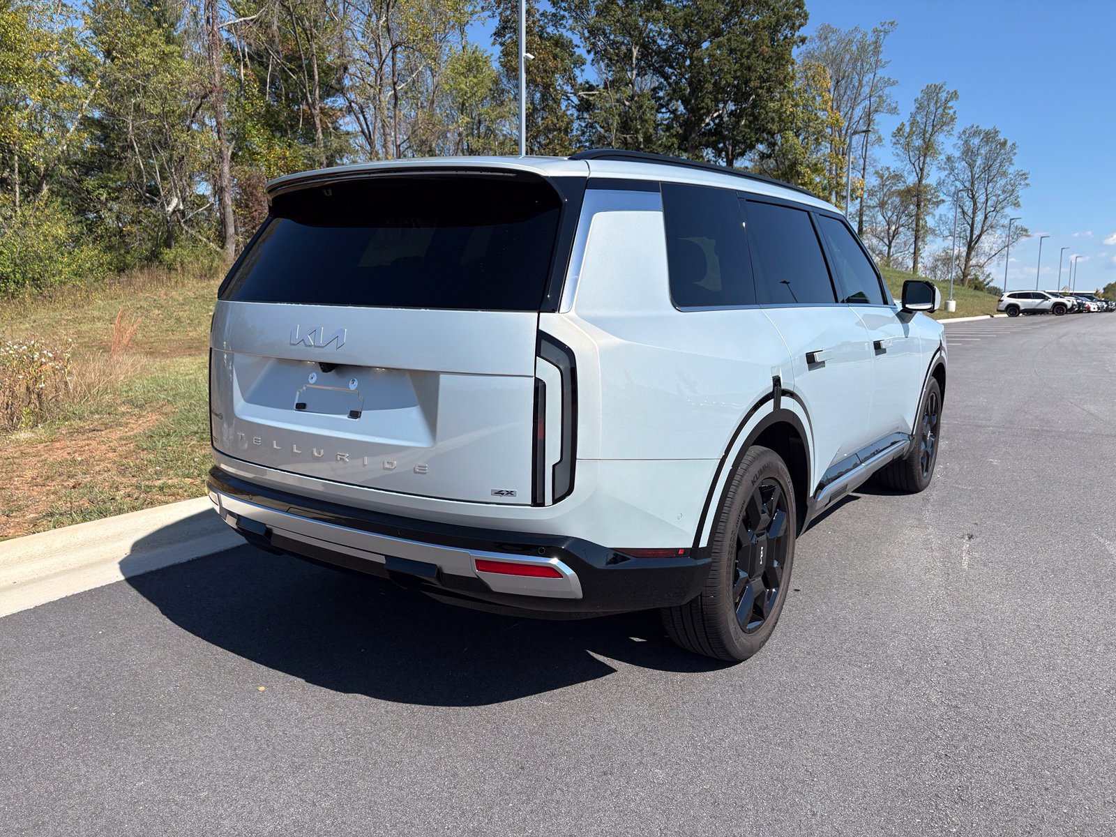 Used 2027 Kia Telluride SX Prestige w/ Towing Package AWD/4WD image 9