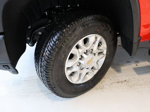 New 2026 Chevrolet Silverado 3500 W/T image 41