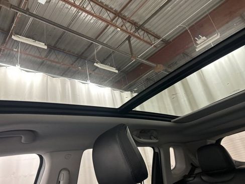 Used 2022 Jeep Compass Limited w/ Elite Group image 22