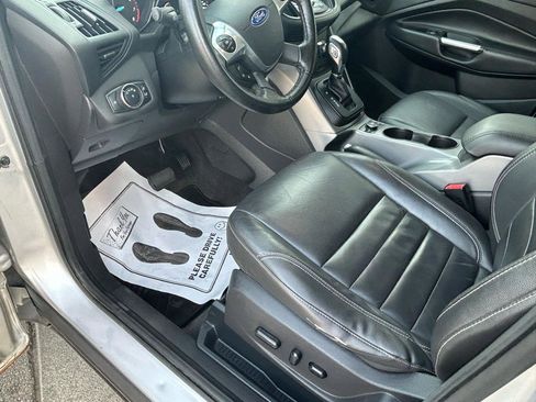 Used 2015 Ford Escape SE w/ Equipment Group 201A AWD/4WD image 10