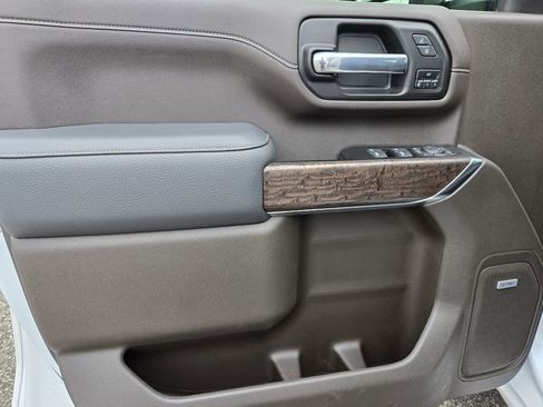 Used 2022 GMC Sierra 2500 Denali image 25