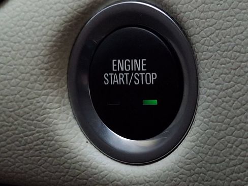 Used 2024 Chevrolet Malibu LT FWD image 24
