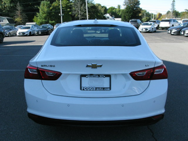 Used 2024 Chevrolet Malibu LT FWD image 5