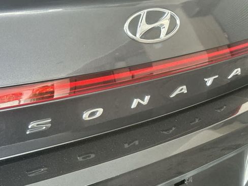 Used 2021 Hyundai Sonata SE FWD image 11