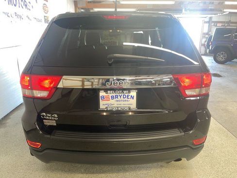 Used 2013 Jeep Grand Cherokee Laredo image 4