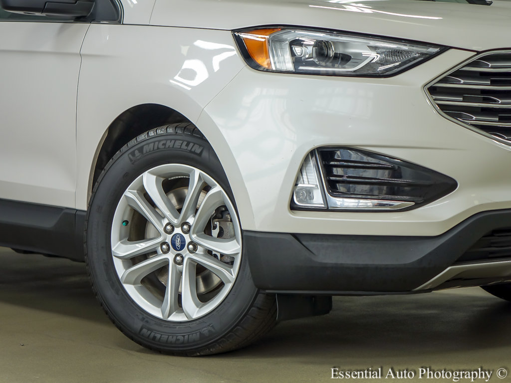 Used 2019 Ford Edge SEL w/ Equipment Group 201A AWD/4WD image 4