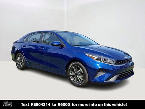 Certified 2024 Kia Forte LXS FWD image 1