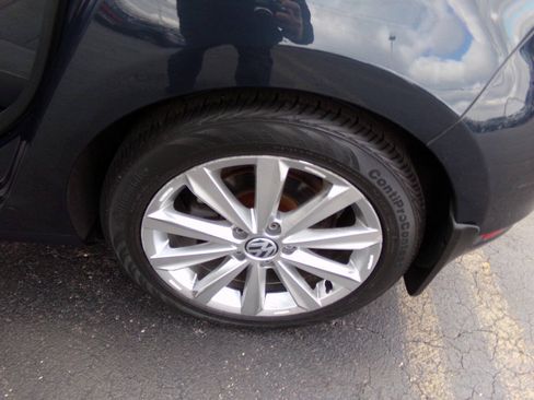 Used 2013 Volkswagen Golf TDI FWD image 11