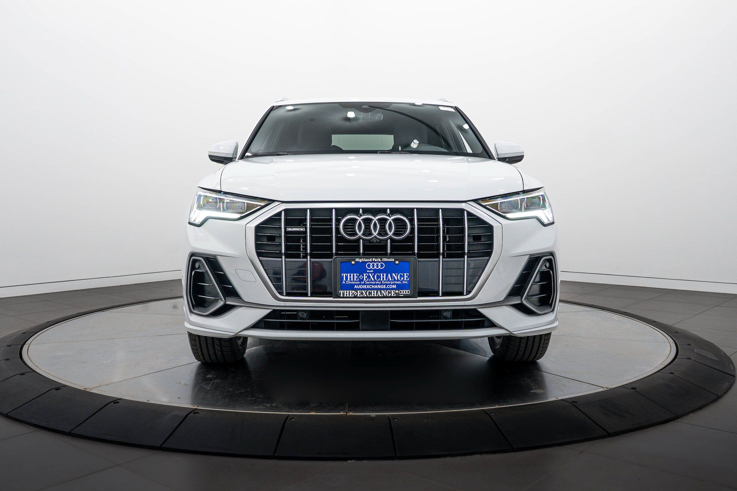 Used 2019 Audi Q3 2.0T Prestige AWD/4WD image 23