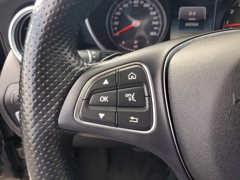 Used 2017 Mercedes-Benz GLC 300 4MATIC image 18