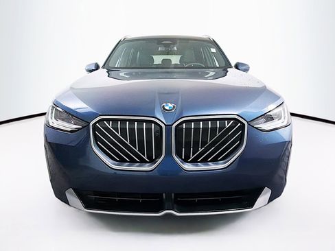 Used 2025 BMW X3 xDrive30i image 2