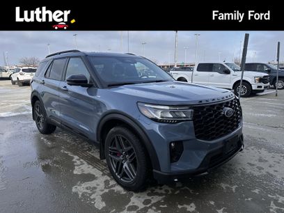 Used 2025 Ford Explorer ST-Line w/ Premium Package