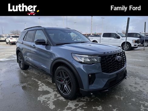Used 2025 Ford Explorer ST-Line w/ Premium Package image 1
