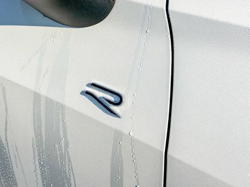 New 2026 Volkswagen Tiguan SE R-Line FWD image 7