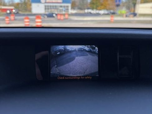 Used 2013 Toyota Sienna XLE image 24