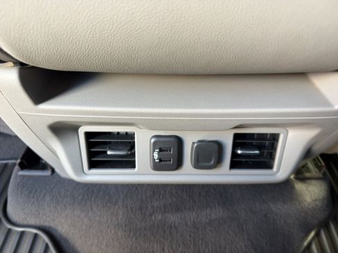 Certified 2020 Chevrolet Silverado 1500 LTZ AWD/4WD image 24