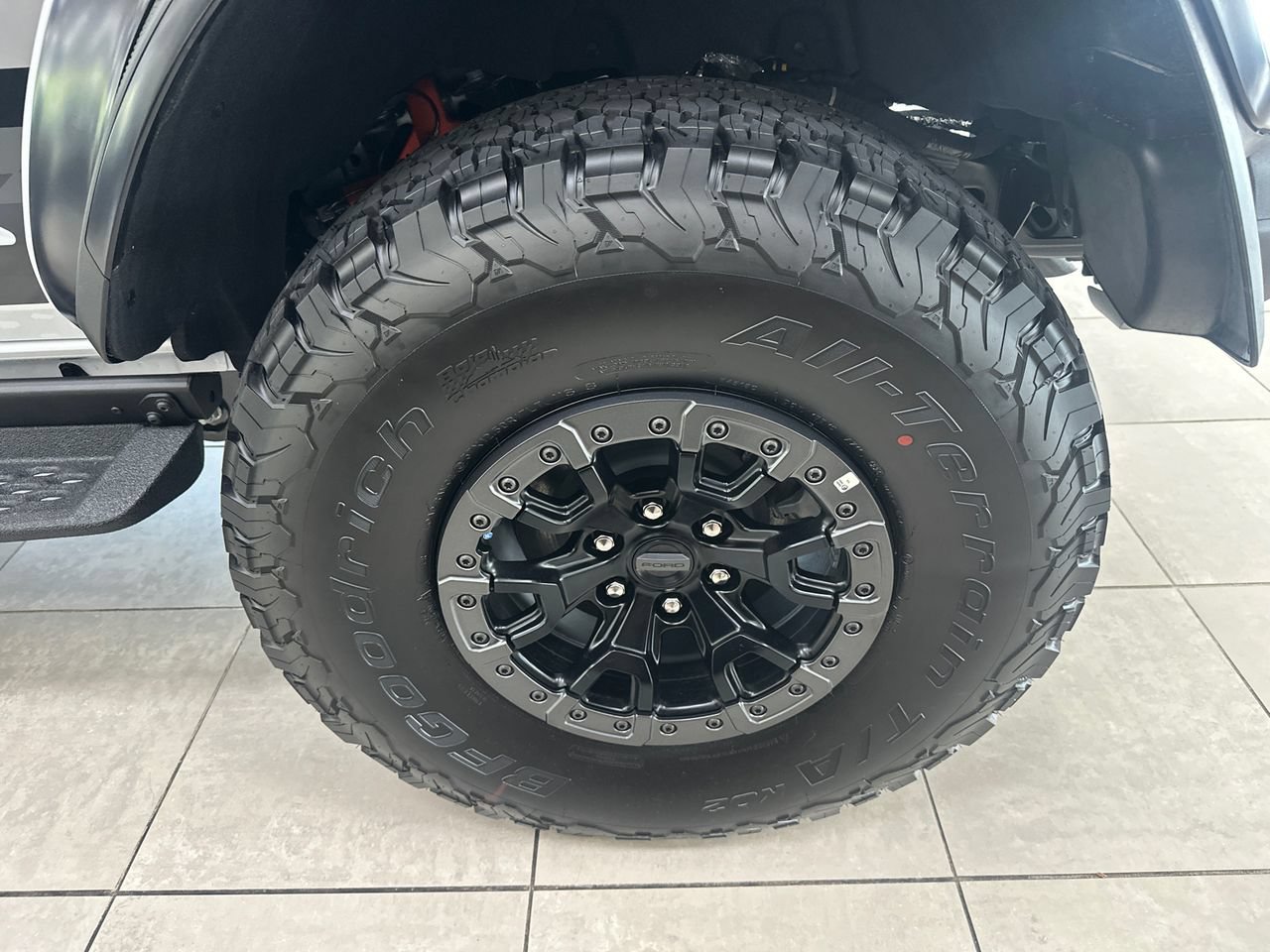 New 2026 Ford Bronco Raptor AWD/4WD image 15