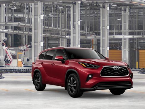 New 2026 Toyota Highlander XLE image 15