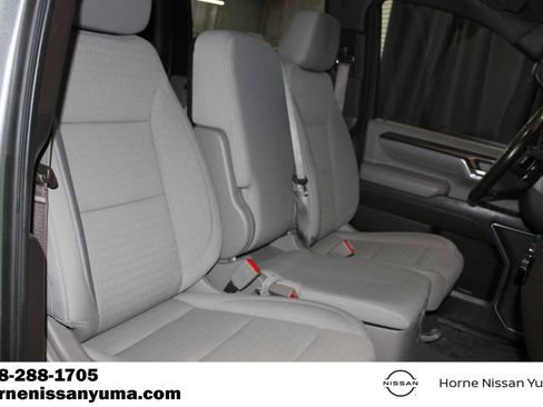 Used 2024 Chevrolet Silverado 2500 LT AWD/4WD image 6