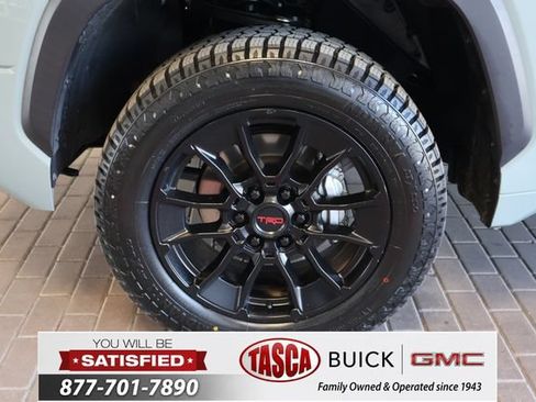 Used 2024 Toyota Tundra SR5 w/ SR5 Convenience Package AWD/4WD image 11