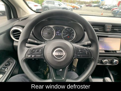 Used 2025 Nissan Versa S FWD image 15
