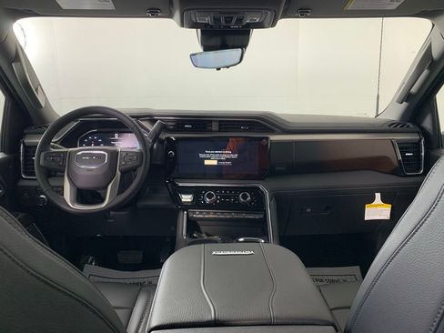 New 2026 GMC Sierra 3500 Denali w/ Denali Reserve Package image 48