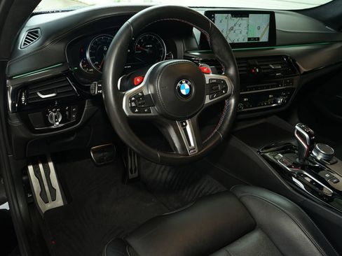 Used 2018 BMW M5 image 4