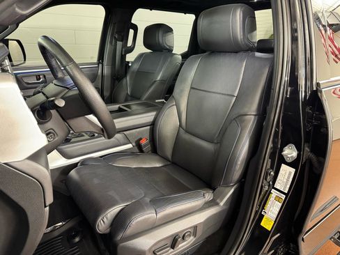 Used 2023 Toyota Tundra Platinum image 14