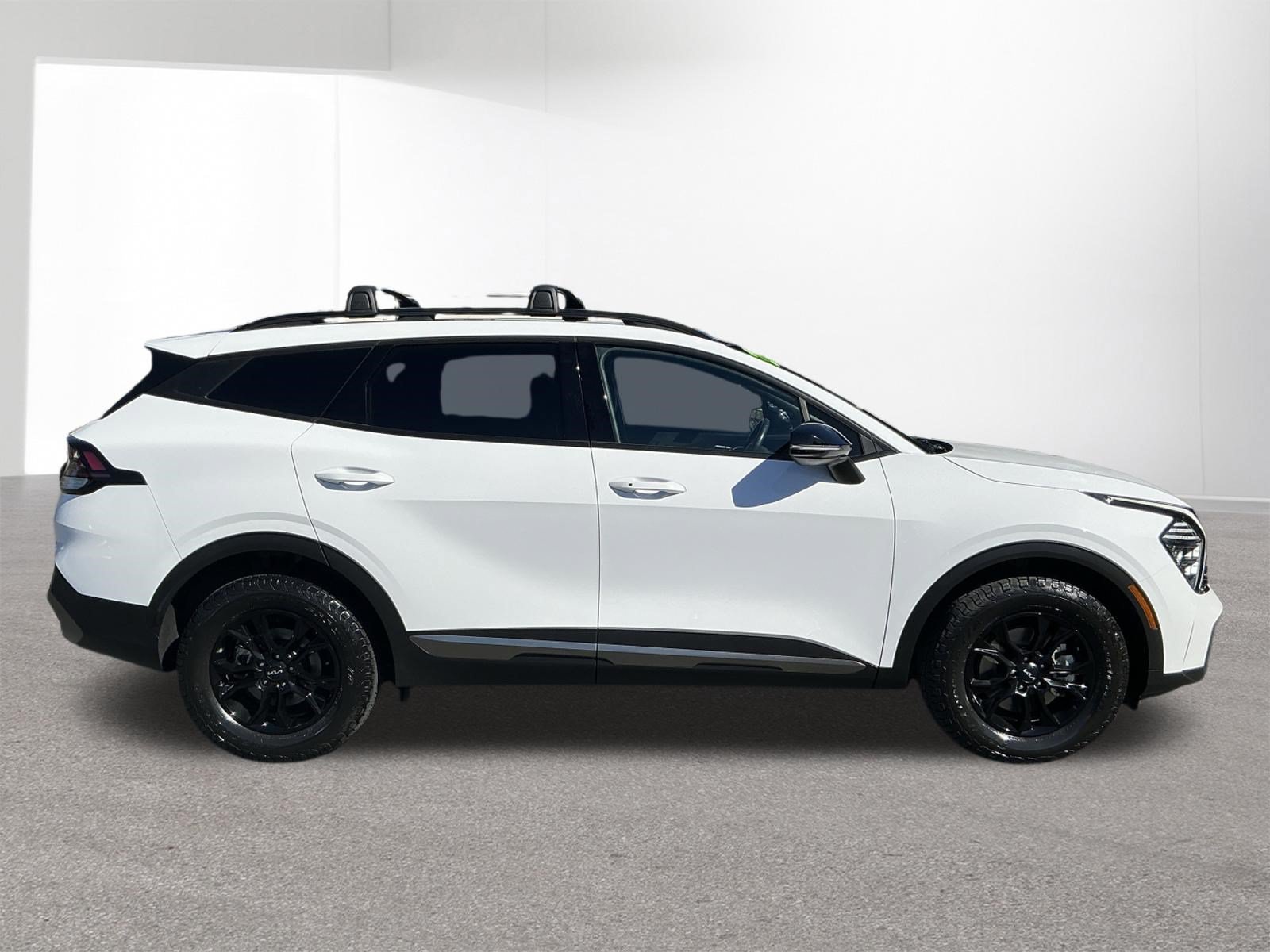 Certified 2024 Kia Sportage X-Pro AWD/4WD image 2