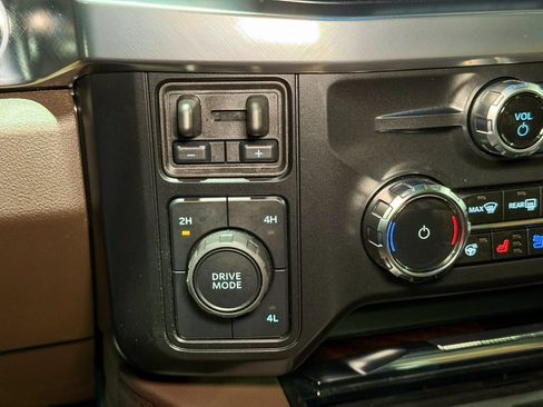 Used 2026 Ford F450 King Ranch w/ Chrome Package AWD/4WD image 28