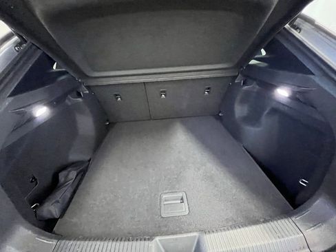 Used 2023 Volkswagen ID.4 Pro image 27