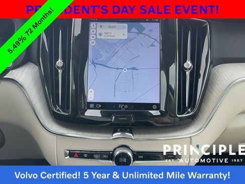 Certified 2023 Volvo XC60 B5 Plus image 19