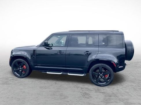 Used 2023 Land Rover Defender 110 X AWD/4WD image 5