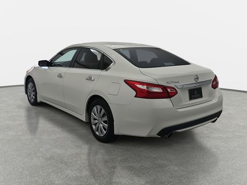 Used 2017 Nissan Altima 2.5 S w/ Power Driver Seat Package image 7