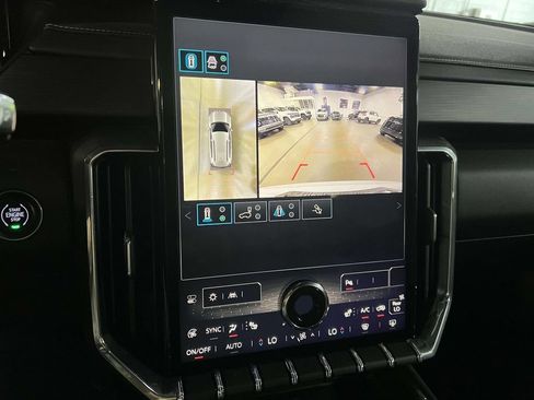 Used 2025 GMC Acadia Elevation FWD image 20