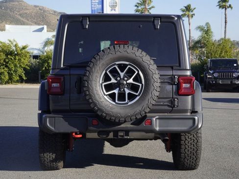 Used 2024 Jeep Wrangler Unlimited Rubicon w/ Technology Group image 5