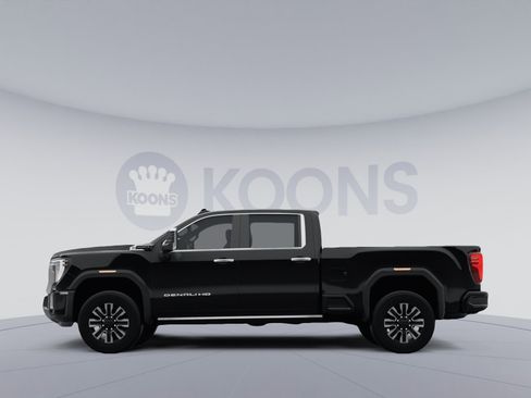 Used 2024 GMC Sierra 2500 Denali Ultimate AWD/4WD image 2