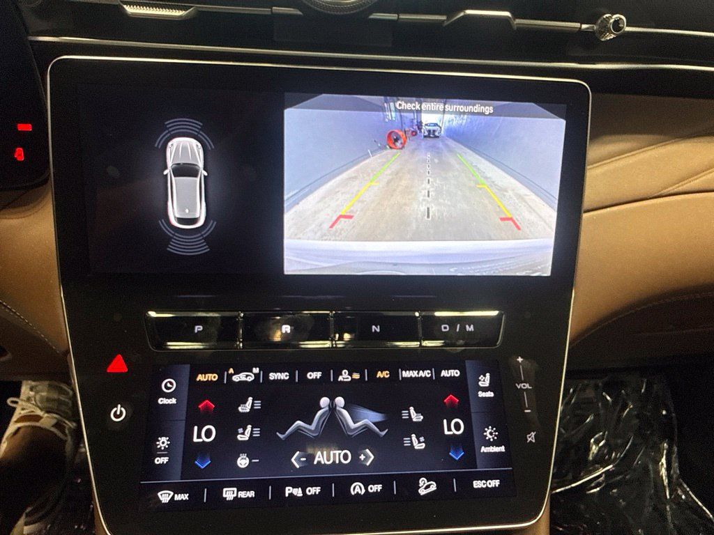 Used 2023 Maserati Grecale GT AWD/4WD image 29