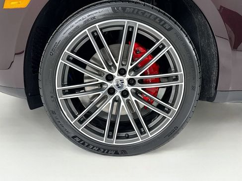 New 2026 Porsche Macan S image 35