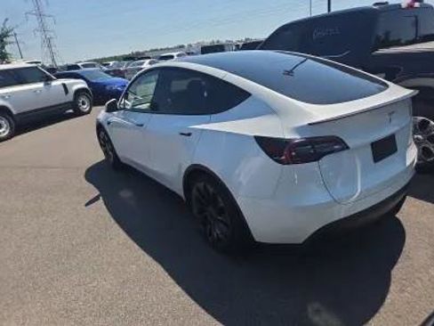 Used 2023 Tesla Model Y Performance AWD/4WD image 4