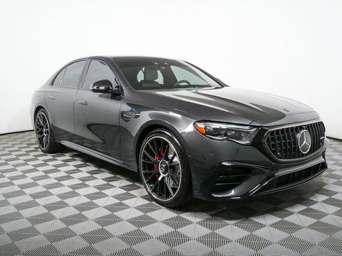 Used 2025 Mercedes-Benz E 53 AMG e 4MATIC Sedan image 27