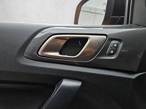 Used 2021 Ford Ranger Lariat w/ Equipment Group 501A High image 9